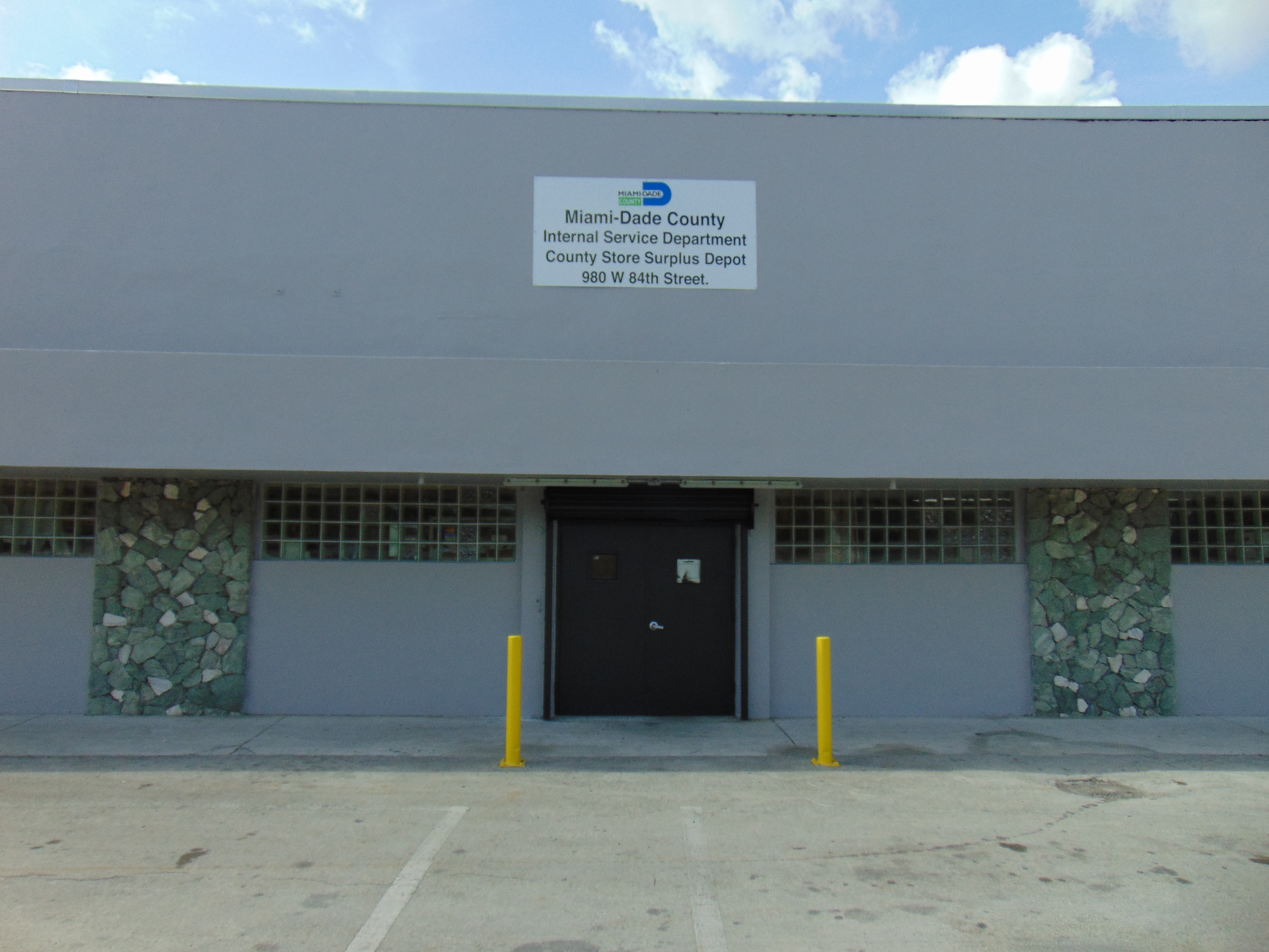 Exterior of Miami-Dade County Store County Store